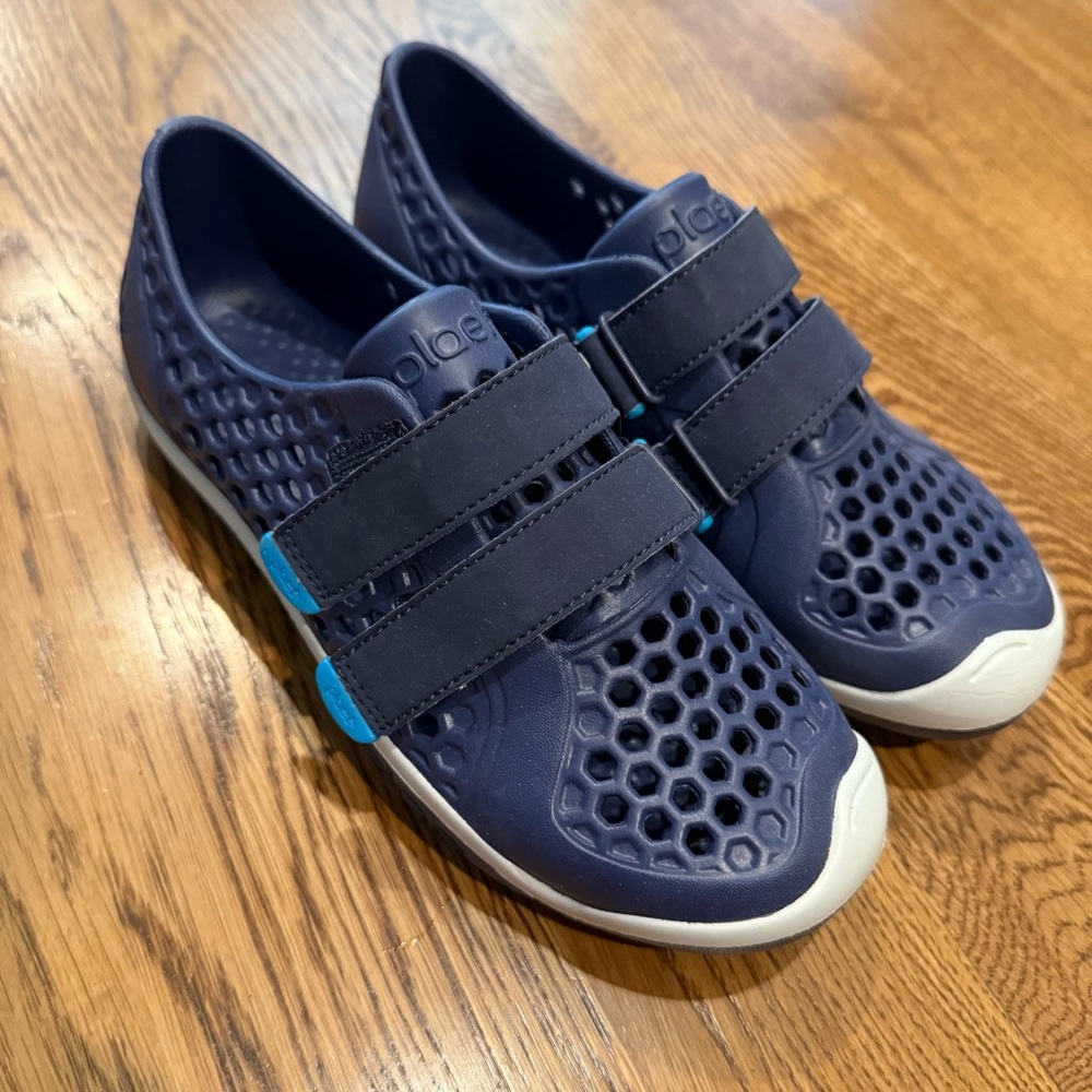Plae Shoes Kids Size 3 Mimo Water Sneakers Navy Unisex